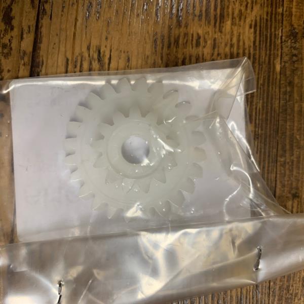 INGRANAGGIO DOPPIO INTERMEDIO POMPA OLIO MINARELLI AM6