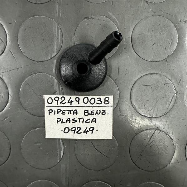 PIPETTA BENZINA DI PLASTICA