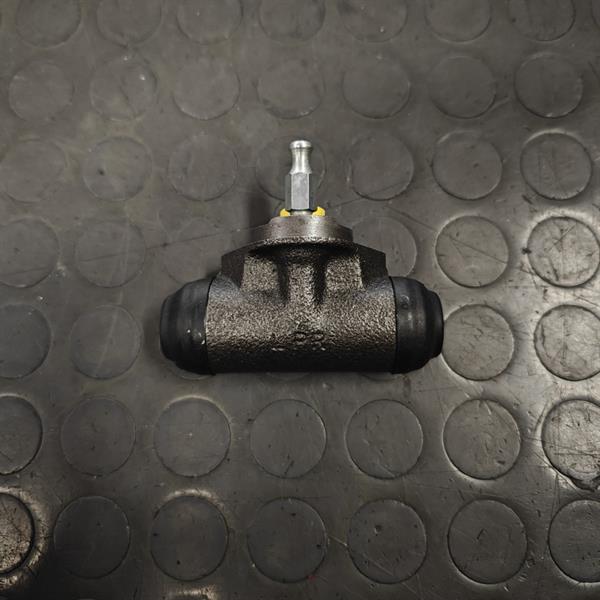 CILINDRETTO FRENO POSTERIORE APE 50 CONO FEMMINA