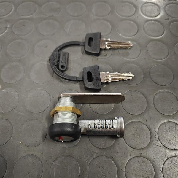 KIT COMPLETO  SERRATURA PORTA APE TM