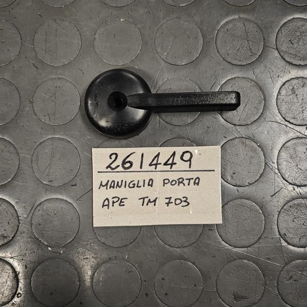 MANIGLIA PORTA  TM703