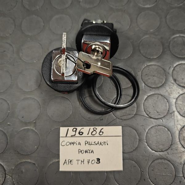 COPPIA PULSANTI PORTA