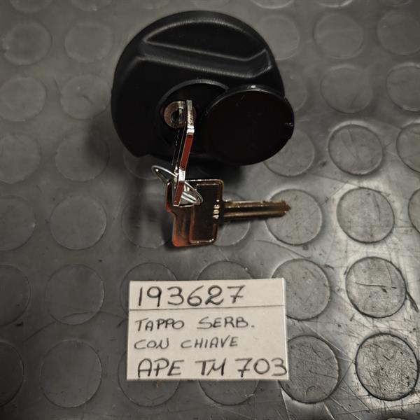 TAPPO SERBATOIO CON CHIAVE