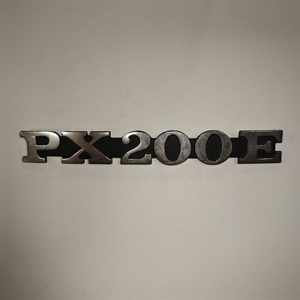 TARGHETTA PX 200 E COFANO LATERALE
