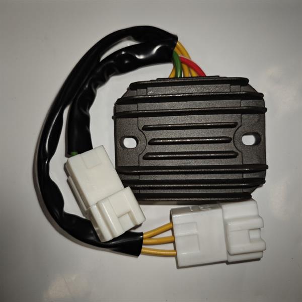 REGOLATORE TENSIONE VESPA LX / LIBERTY 125