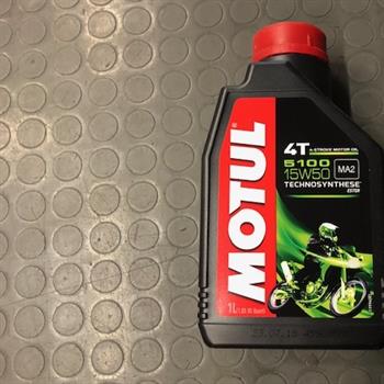 MOTUL 5100 15W50
