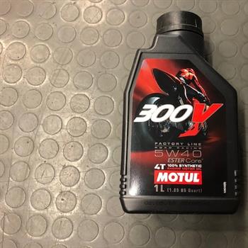 MOTUL 300V 5W40