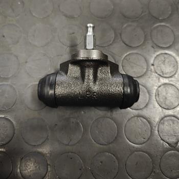 CILINDRETTO FRENO POSTERIORE APE 50 CONO FEMMINA