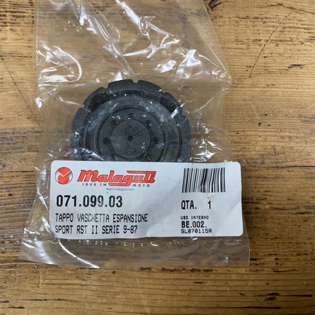 TAPPO RADIATORE MALAGUTI FIFTY - 1