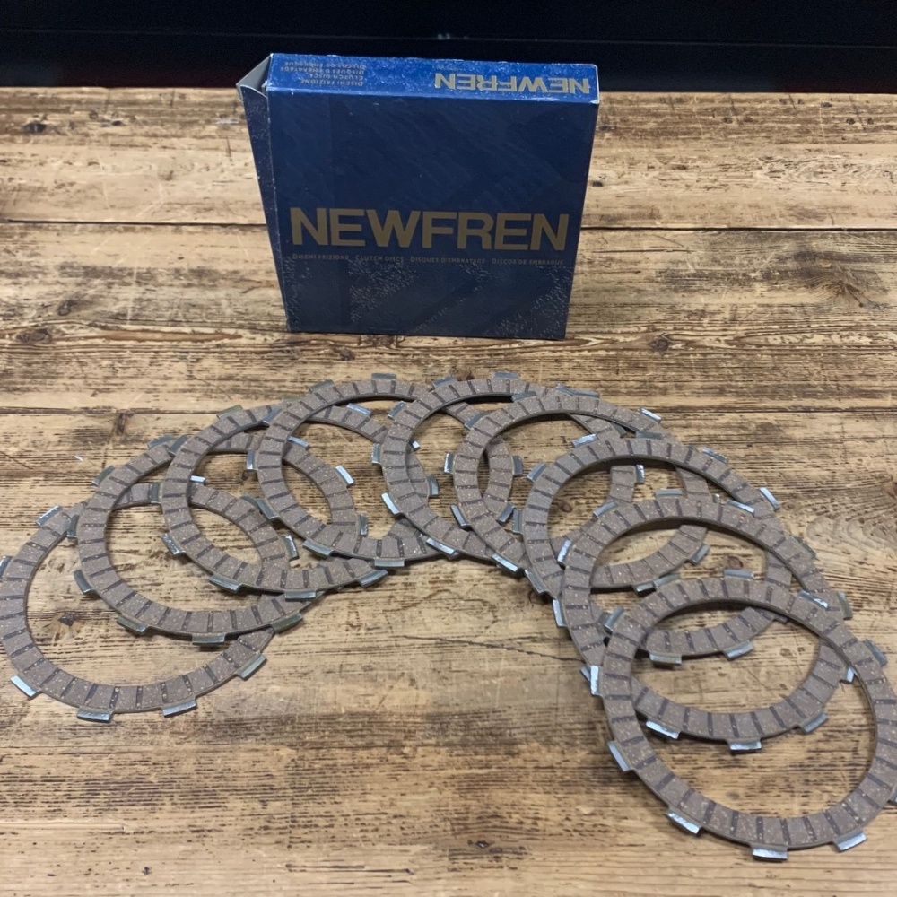SET DISCHI FRIZIONE GUARNITI