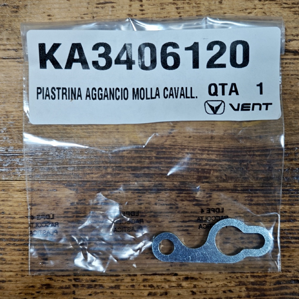 PIASTRINA AGGANCIO MOLLA CAVAL