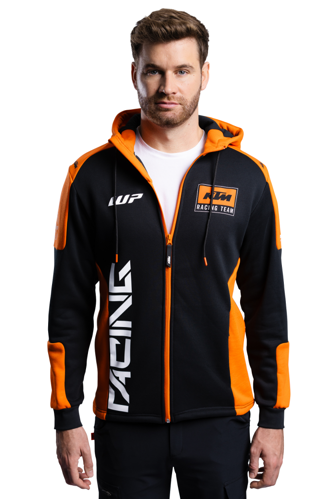 pho_pw_pers_vs_3pw24000440x_team_zip_hoodie_onmodel_front_alternative__sall__awsg__v1